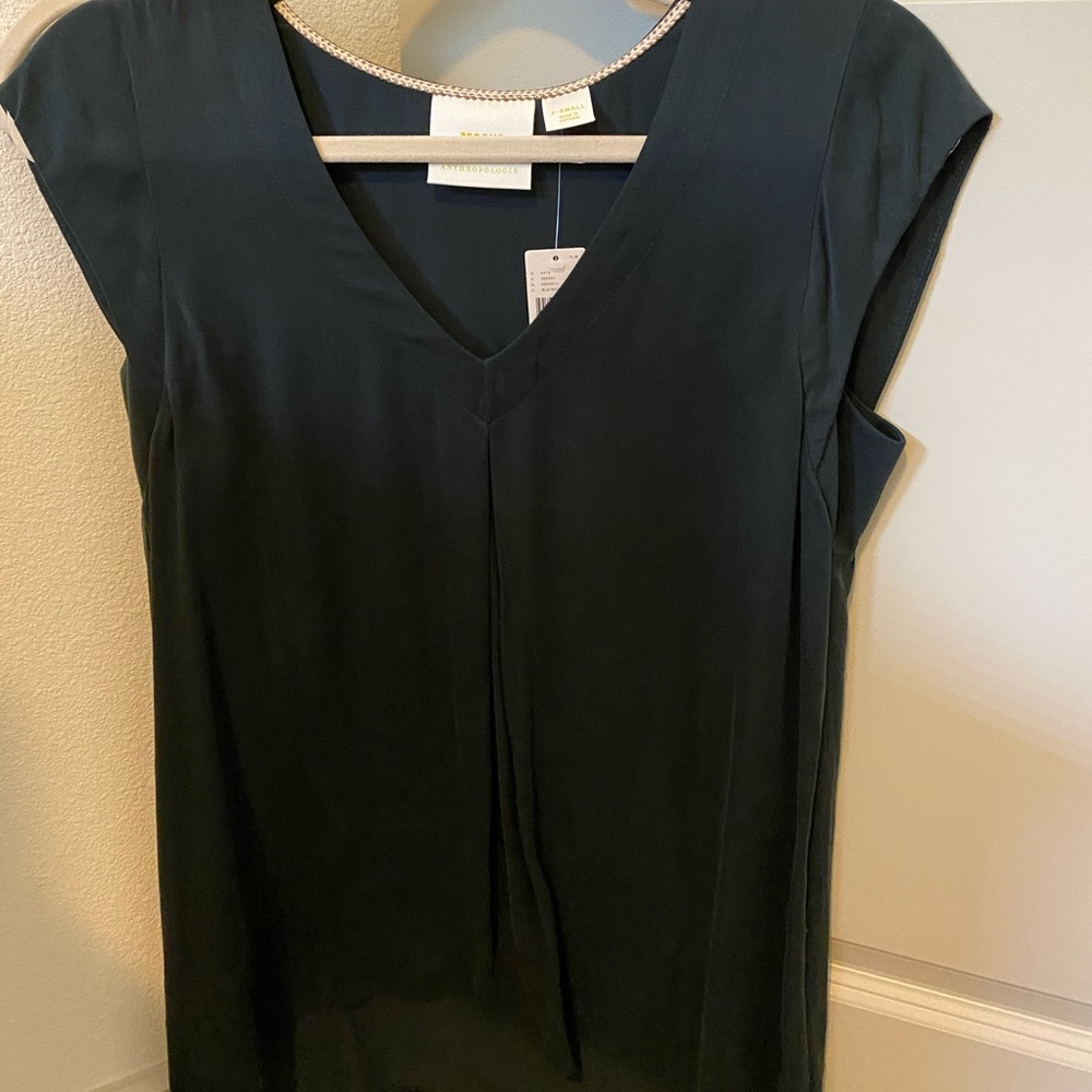NEVER WORN Anthropologie (Maeve brand) top!